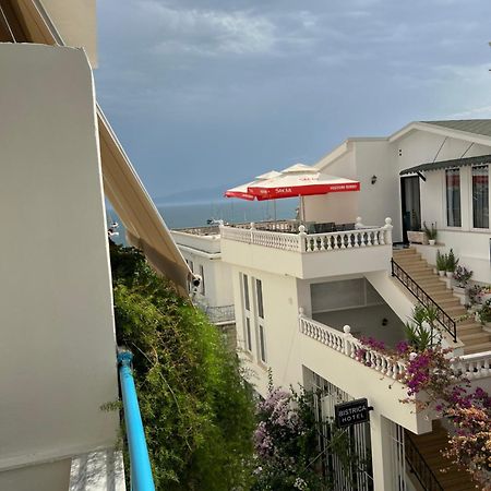 Helios Rooms Sarandë エクステリア 写真
